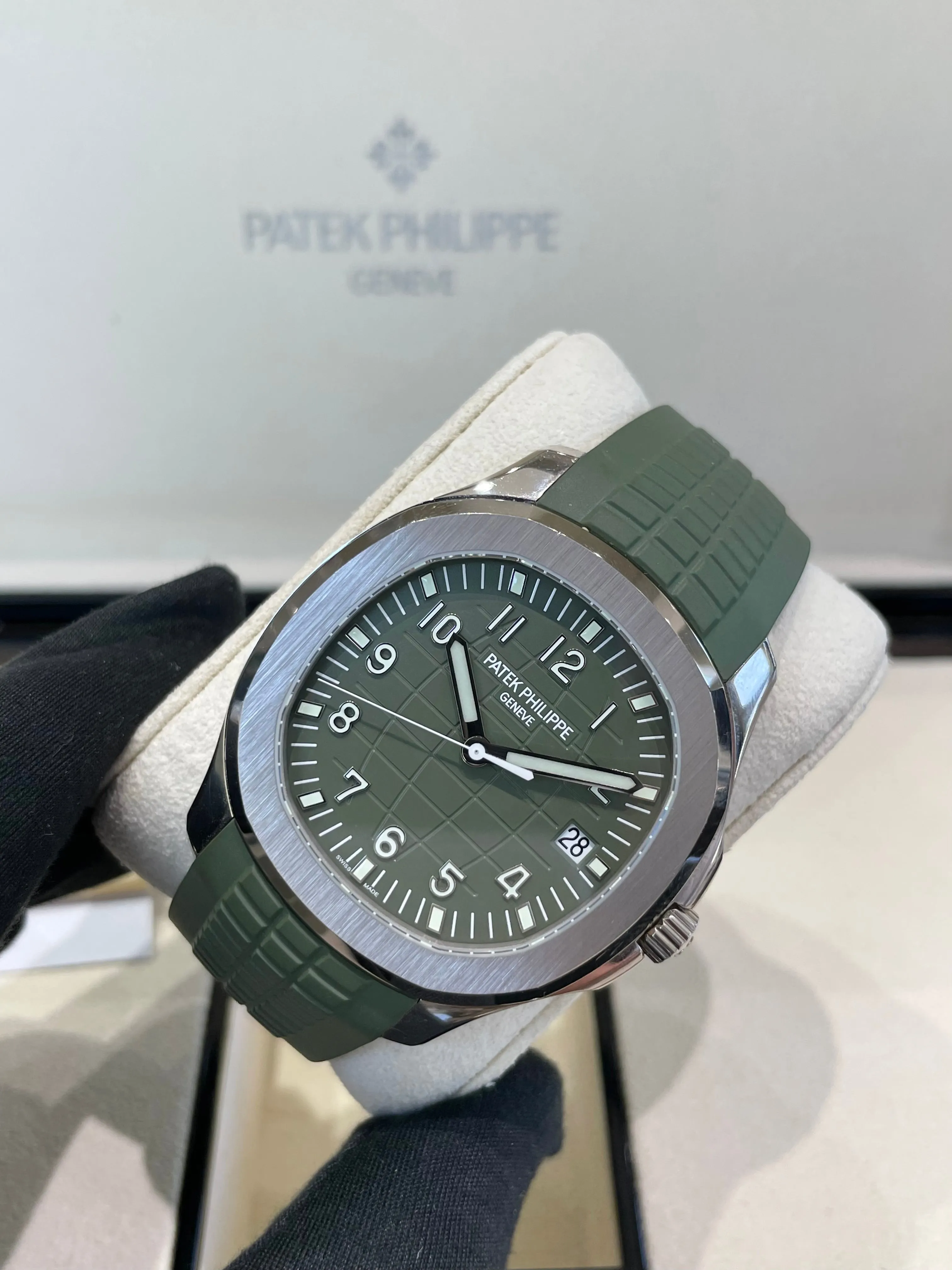 2020 Patek Philippe Aquanaut Self-Winding