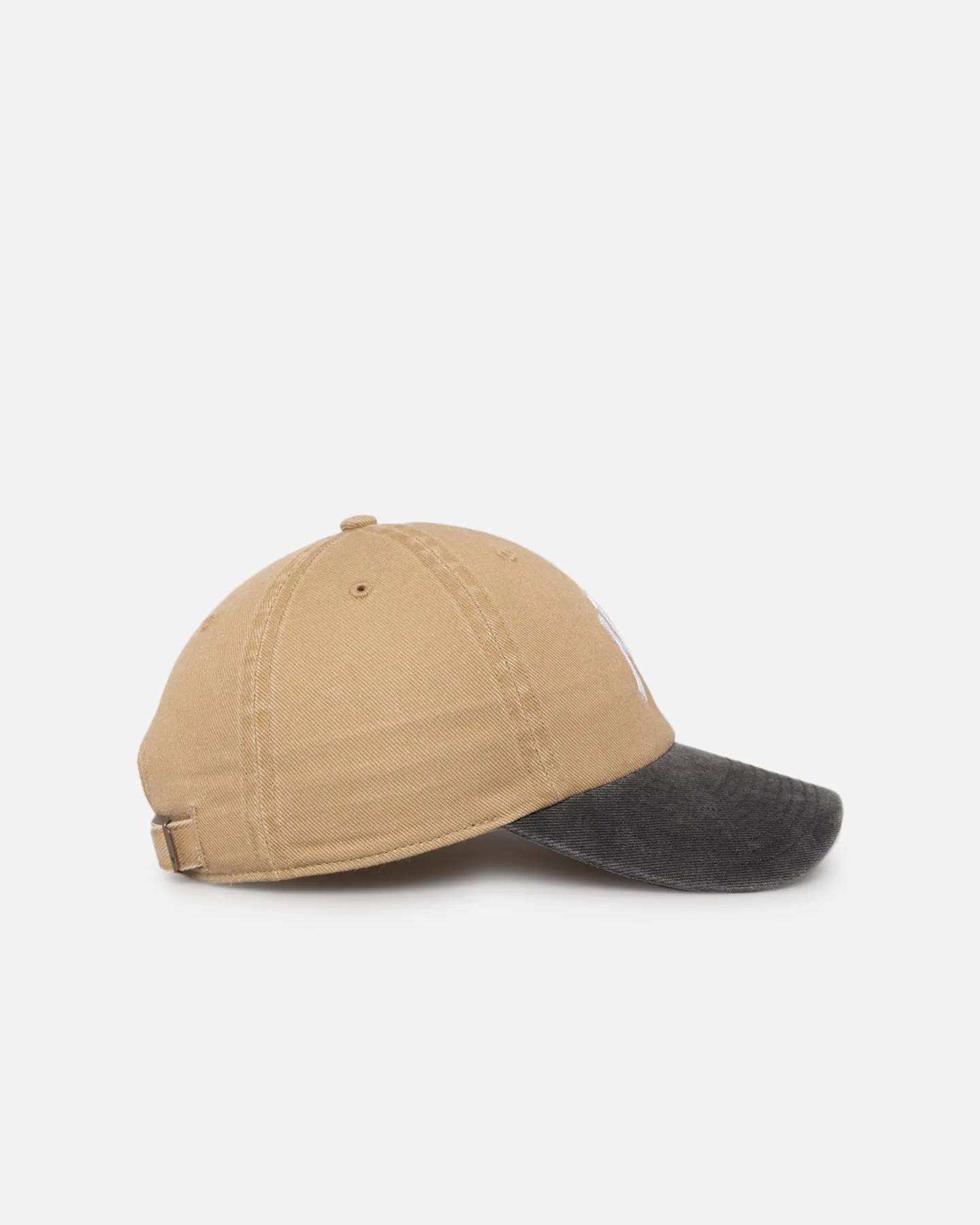 47 Brand New York Yankees 'Apollo Chain' 47 Clean Up Strapback Khaki