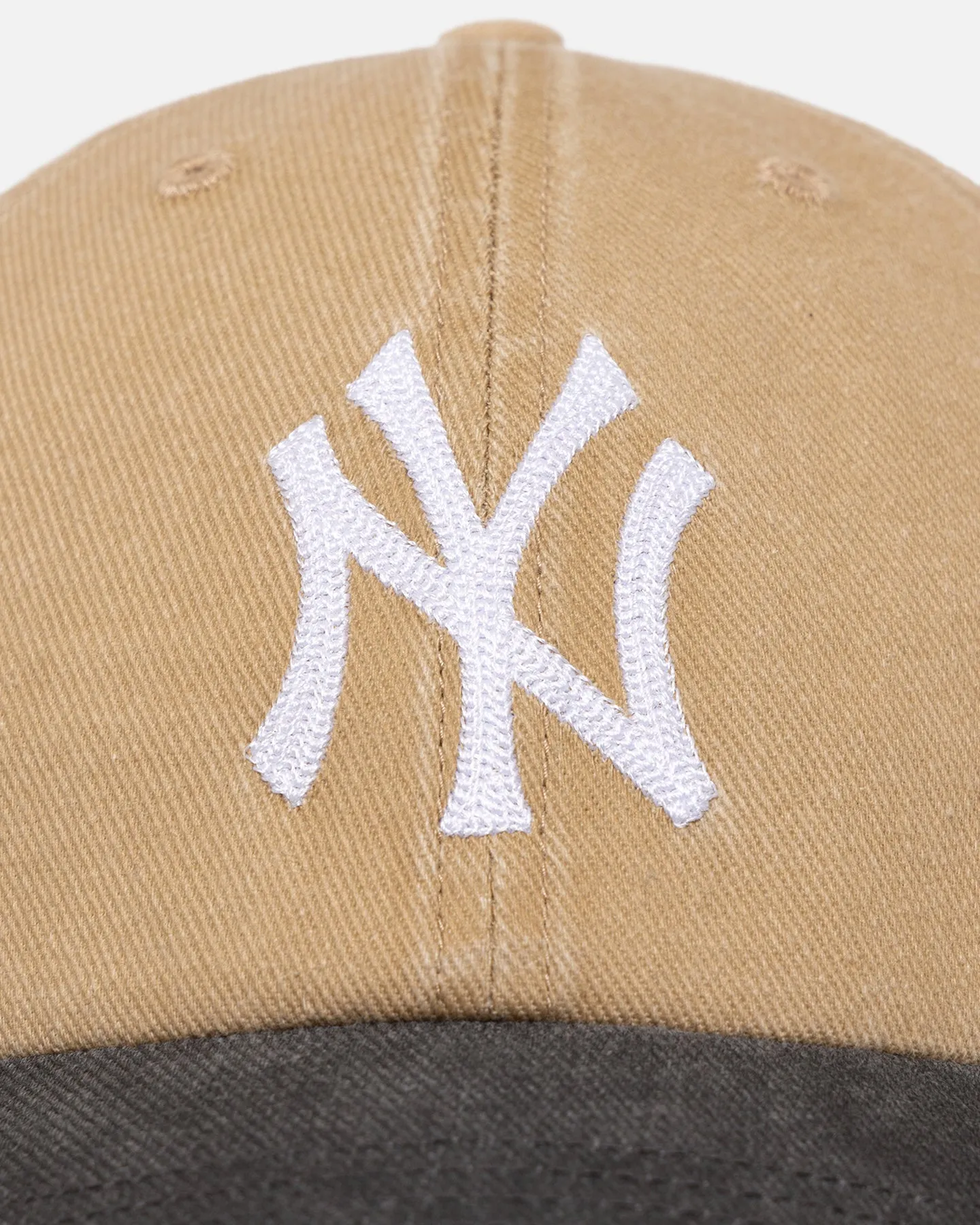 47 Brand New York Yankees 'Apollo Chain' 47 Clean Up Strapback Khaki