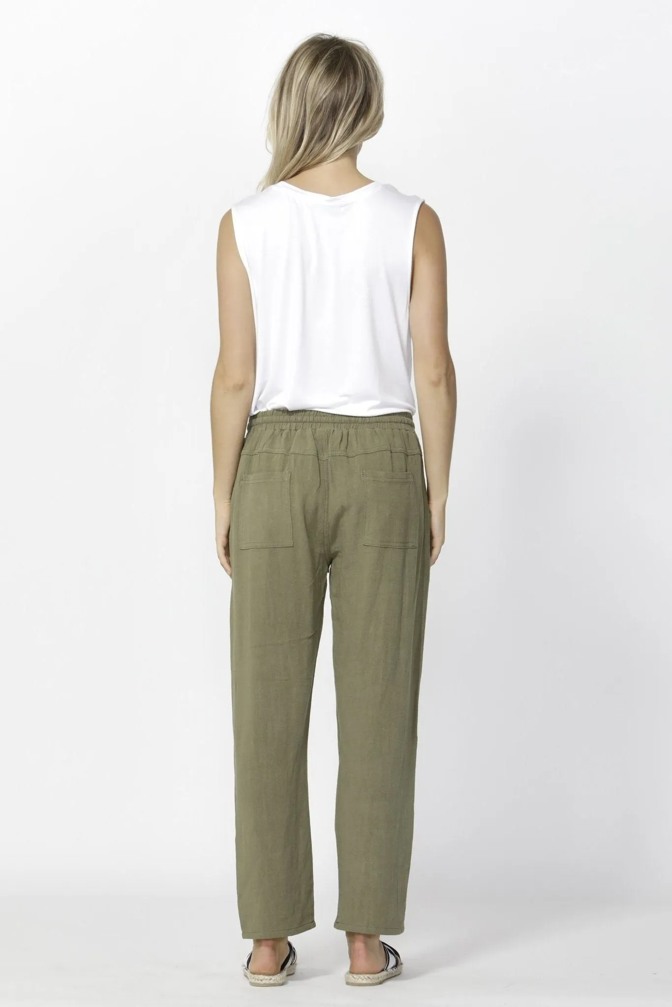 Betty Basics Watson Linen Pant in Khaki