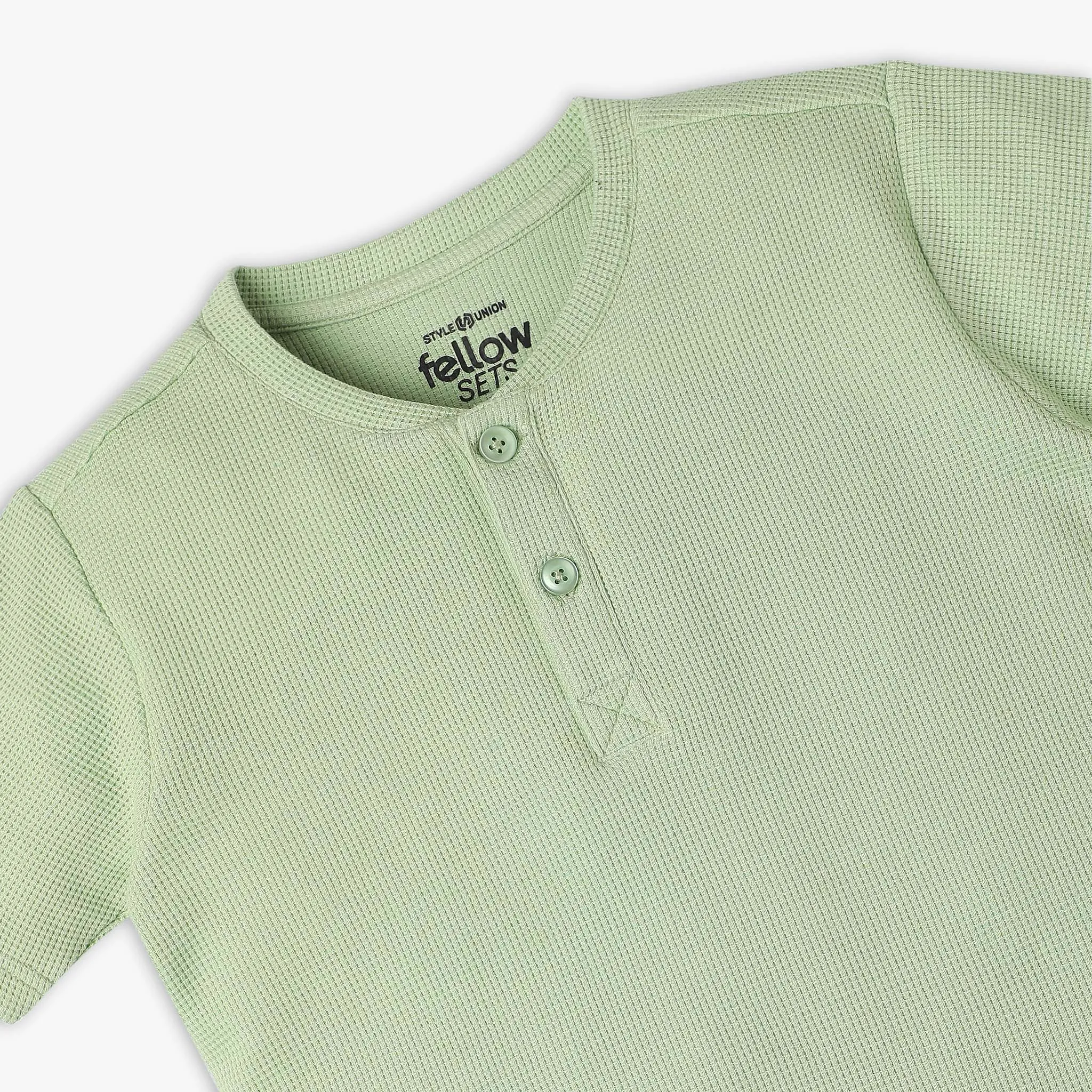 Boys Regular Fit Solid T-Shirt
