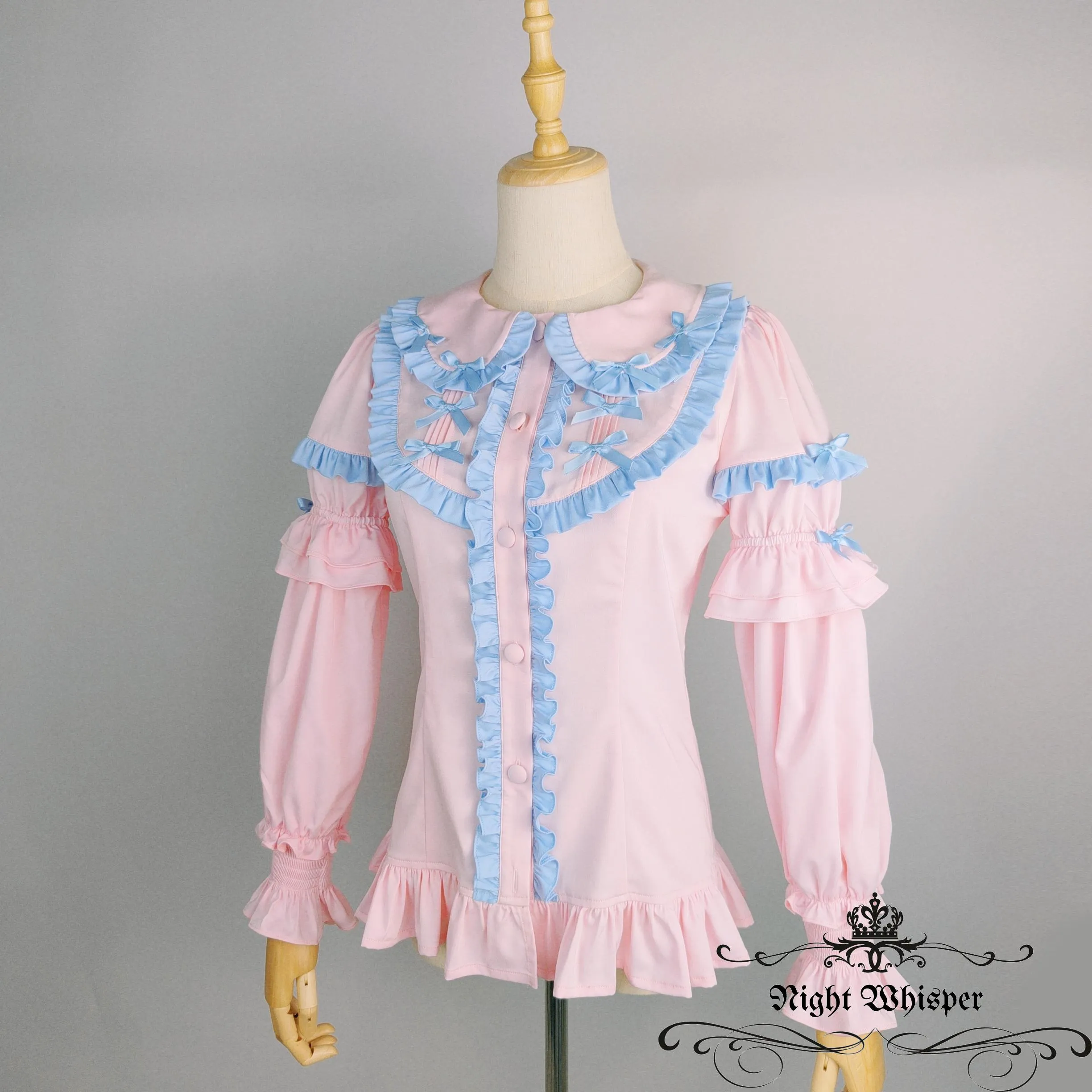 Chic Elegant Blouse with Detachable Sleeves