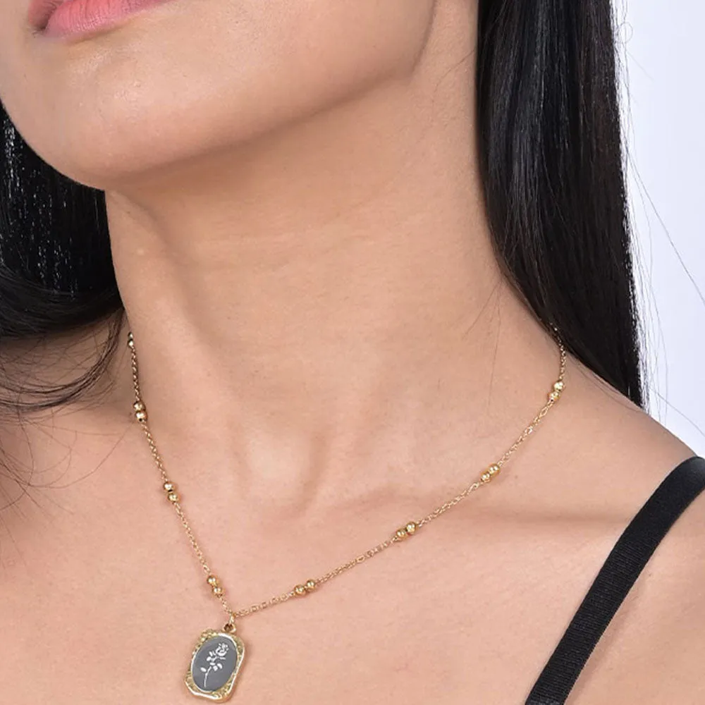 Classic Rose Pendant