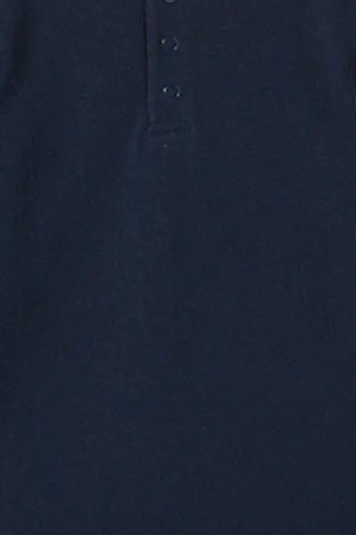 ESSENTIAL HENLEY