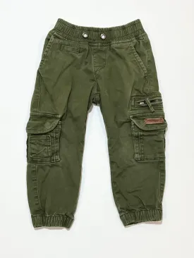Green cargo pants - Size 3