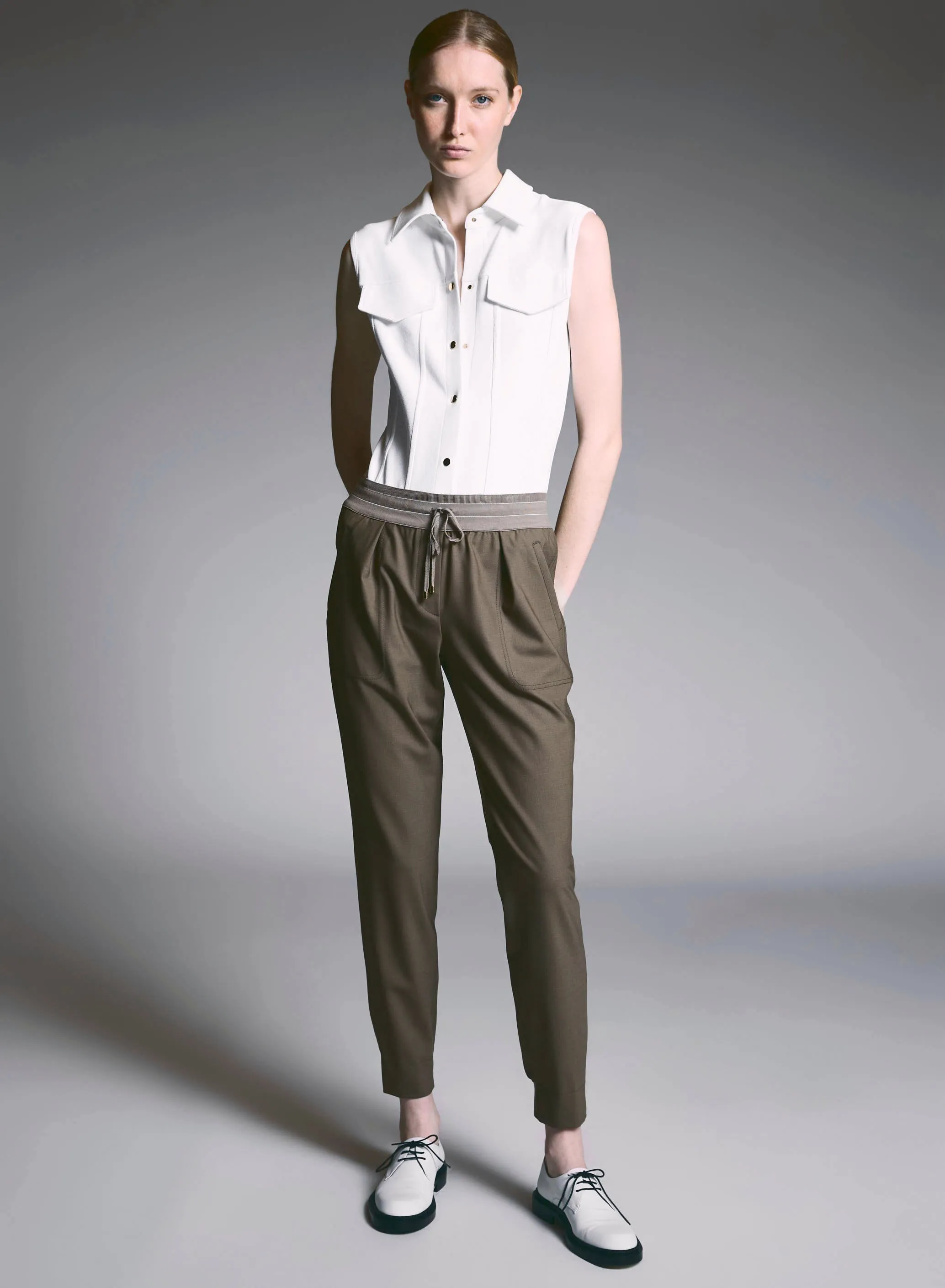 JOGGERS IN LANA