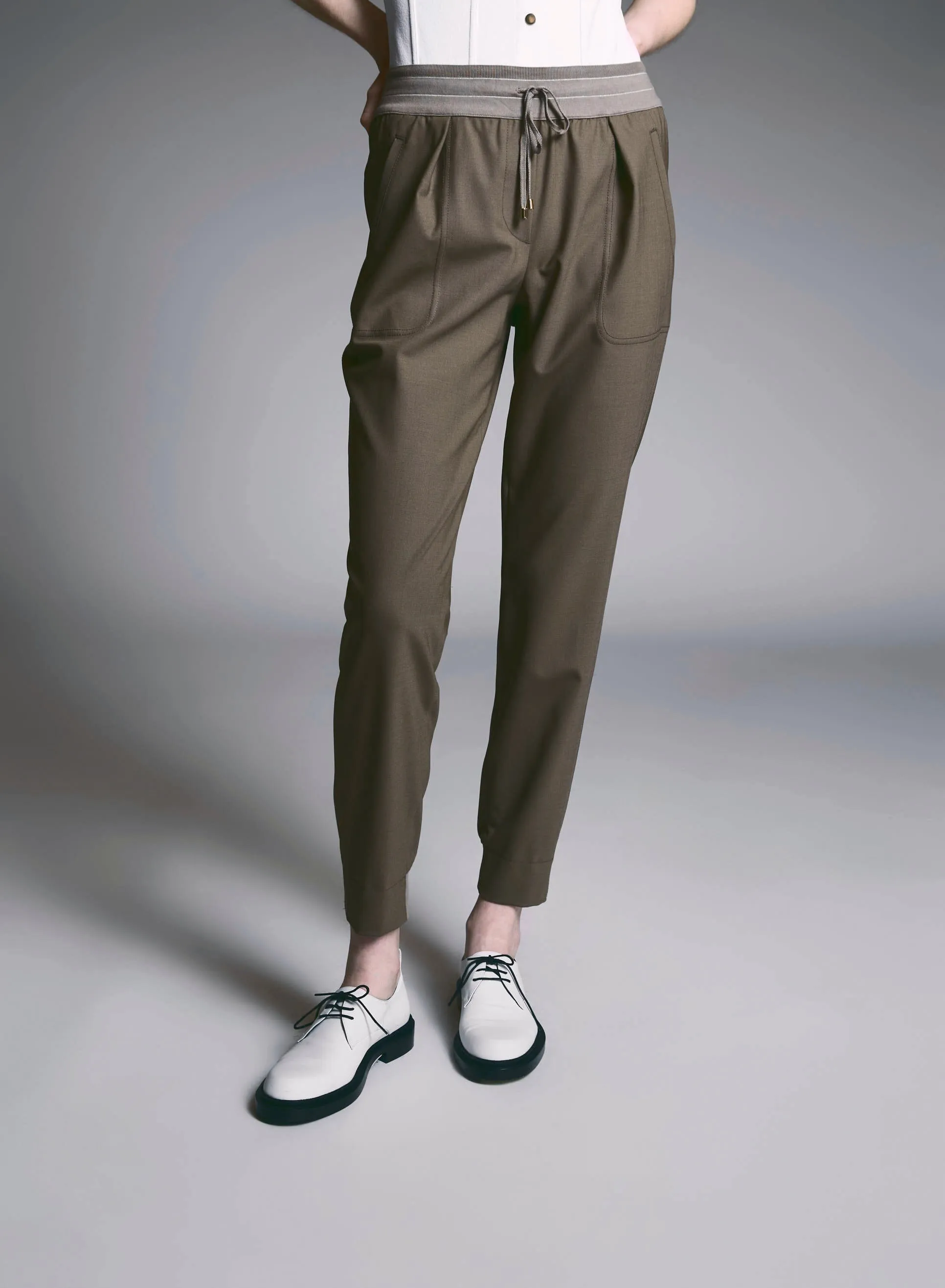 JOGGERS IN LANA