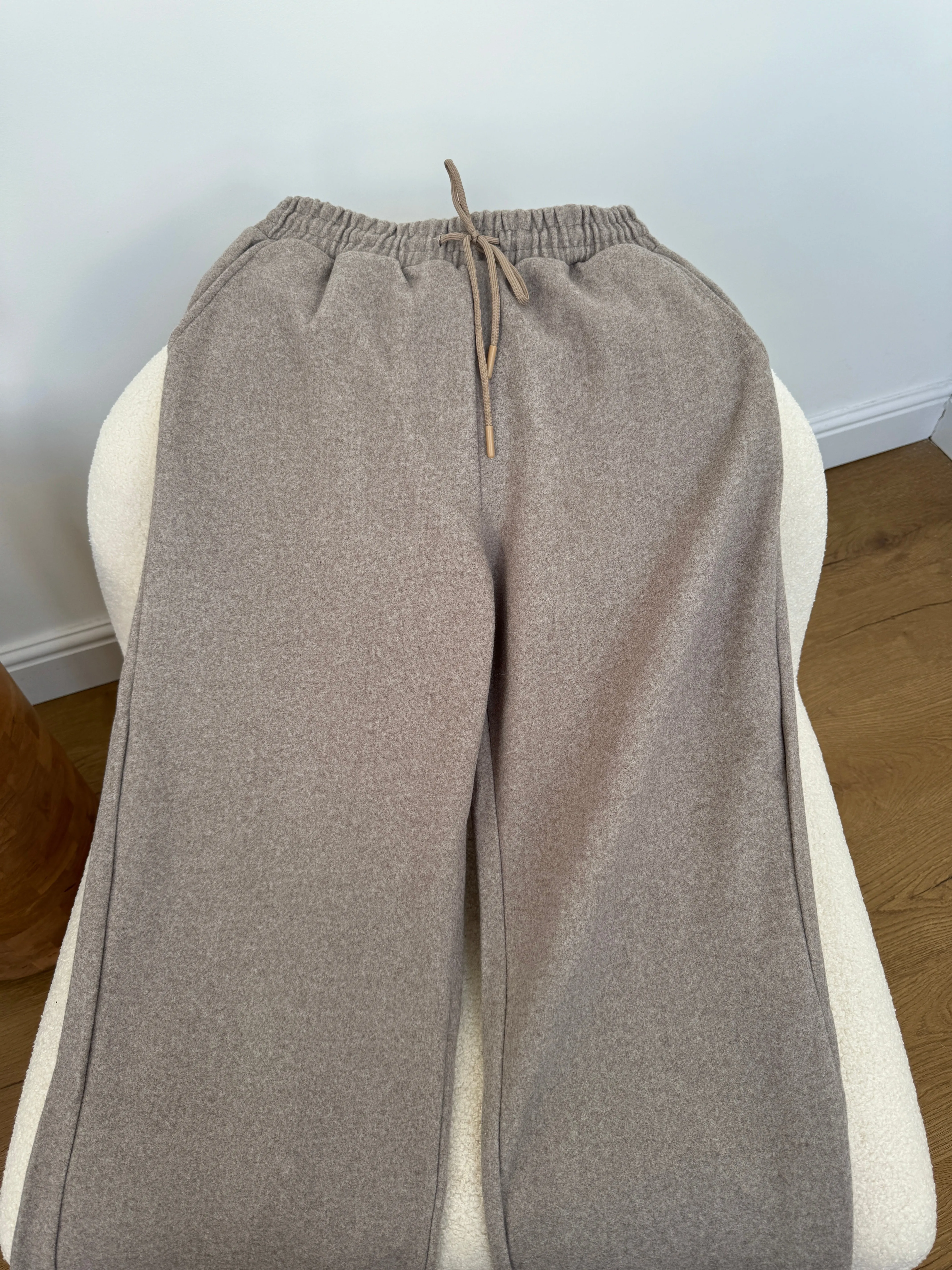 Maya joggers in mink