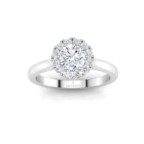 Round Cut Engagement Ring