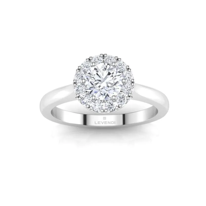 Round Cut Engagement Ring