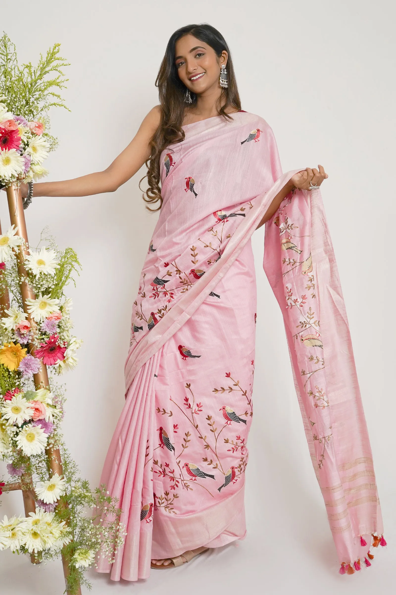 Teejh Amolika Pink Pure Silk Linen Saree With Blouse Piece