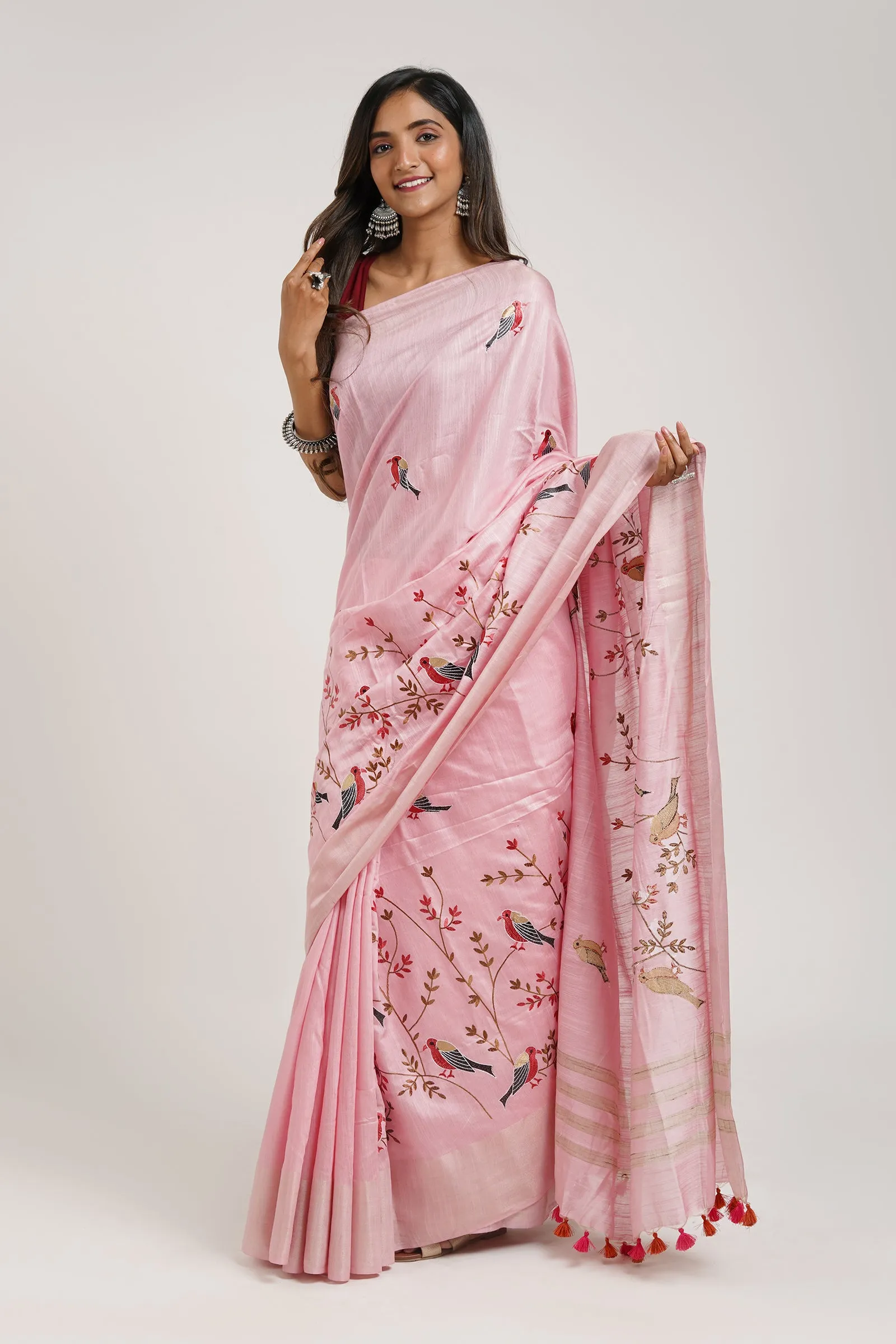 Teejh Amolika Pink Pure Silk Linen Saree With Blouse Piece